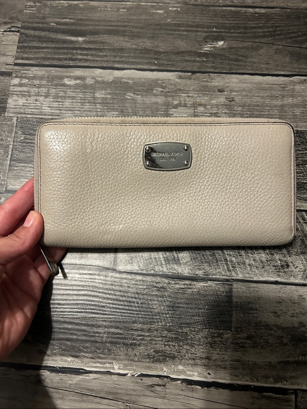 Michael Kors Pebbled Leather Zip Wallet - Beige